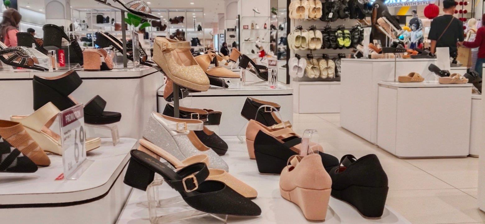 Women"s Fashion Footwear: 9 Shoes You Must Have